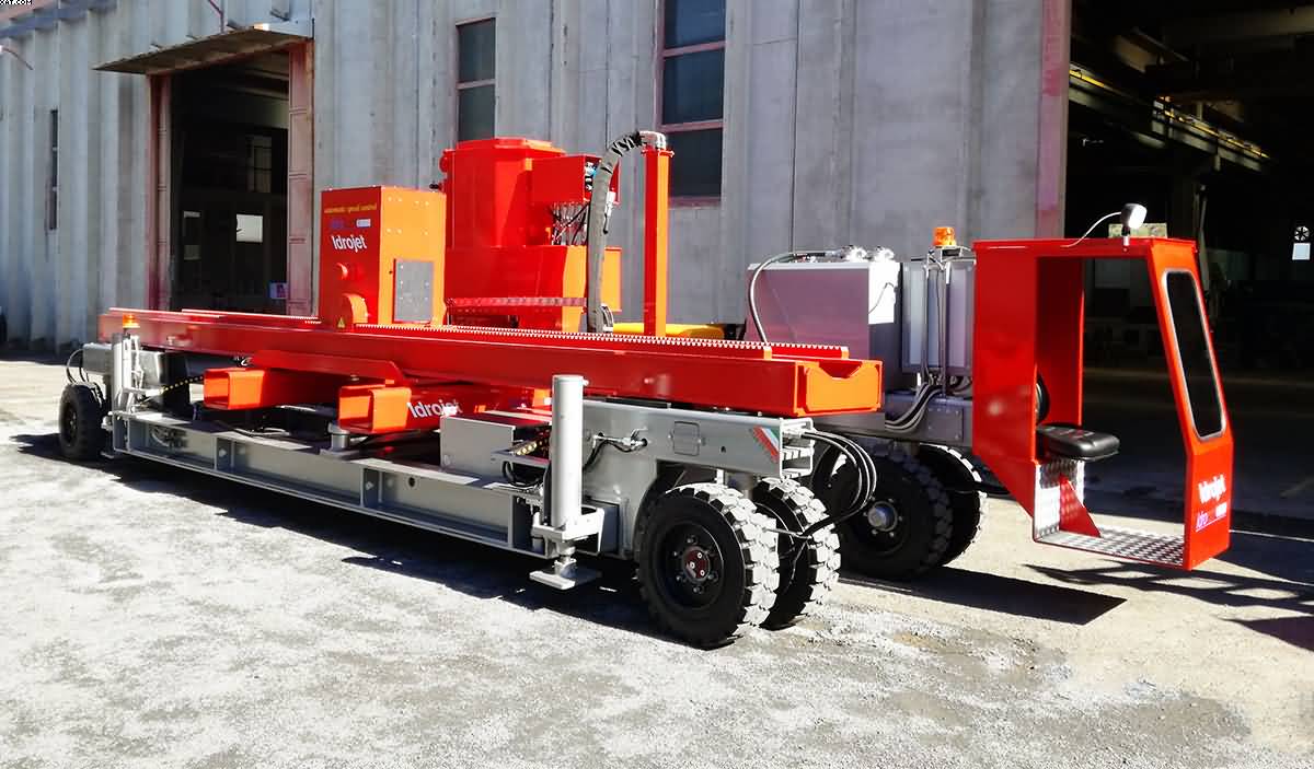 جازنی و بیرون کشیدن باندل های فوق سنگین با قابلیت تنظیم بهمراه اتاقک کنترل مدل Self Propelled LIGHT Type Bundle Extractor ساخت ایدروجت ایتالیا