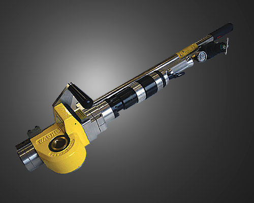 آچار مخصوص باز و بست شیر خطوط لوله نفت و گاز و ولوهای بزرگ با درایو پنوماتیکی (بادی) ، هیدرولیکی و الکتریکی مدل P-2 Valve Operator ساخت وش آمریکا